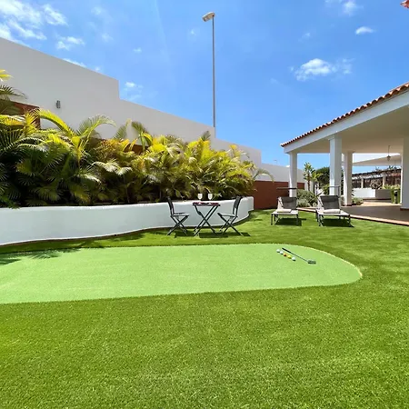 Amorio A Spacious Modern Getaway With A Private Heated Pool & Sea Views Costa Adeje (Tenerife)